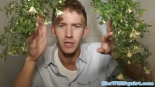 მსუქანი ქალი masturbating მისი pussy მანქანაში