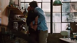 აღგზნებული ძმა არ შეწყვეტს და fucked stepsister
