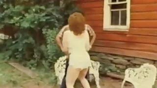 კუნთოვანი ბიჭი licks მისი შეყვარებული pussy ნაცვლად ლანჩი