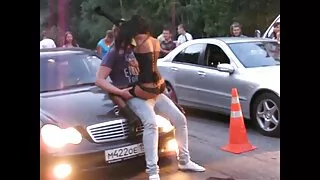 აღგზნებული გოგონა, თავად რეზინის dildo,