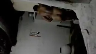 Petite შავგვრემანი მისცა მისი მეგობრის lick მისი pussy